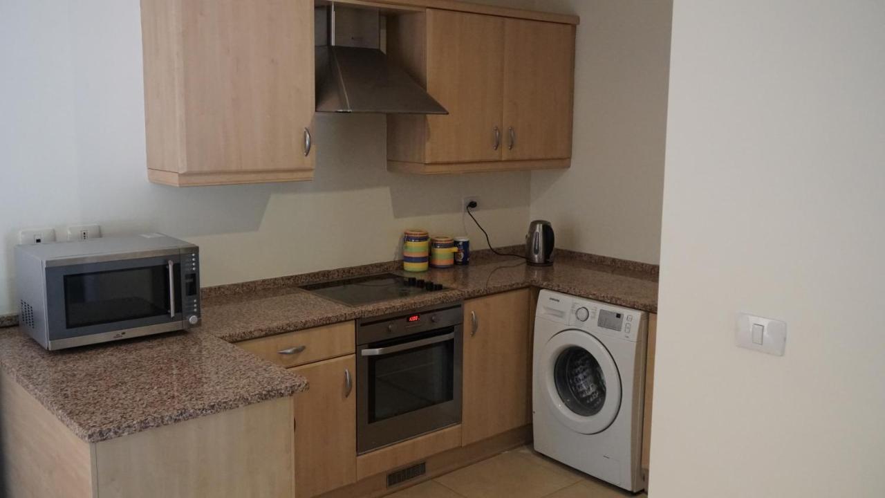 Ground Floor Apartment By Circular Pool In Talabay Aqaba Eksteriør billede